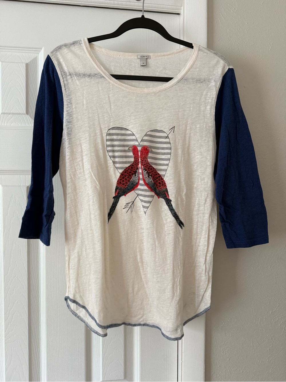 J.Crew Lovebird Linen Baseball Tee size Medium white / navy